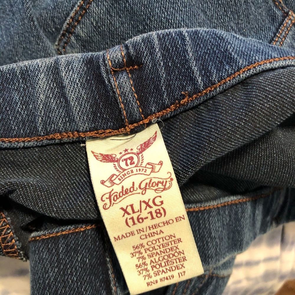 Jeans - Picture 4 of 4